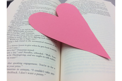 Book-ish Gifts for your bookloving friends