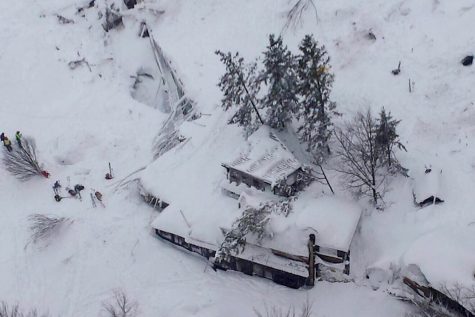 Avalanche buries hotel, leaves up to 30 missing