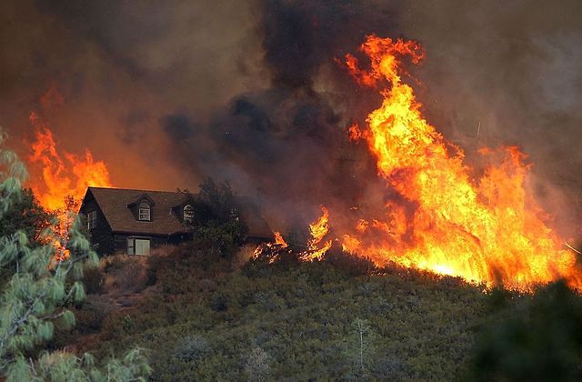 Wildfire_Grows_Rapidly_In_California outside