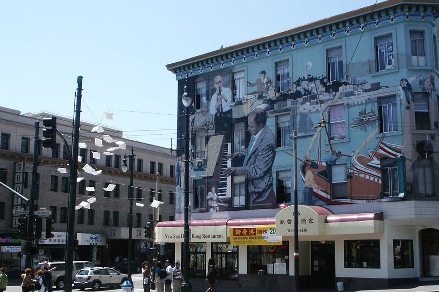 Little+Italy+has+an+inviting+and+rich+culture+backed+by+generationally+perfected+cuisine.+