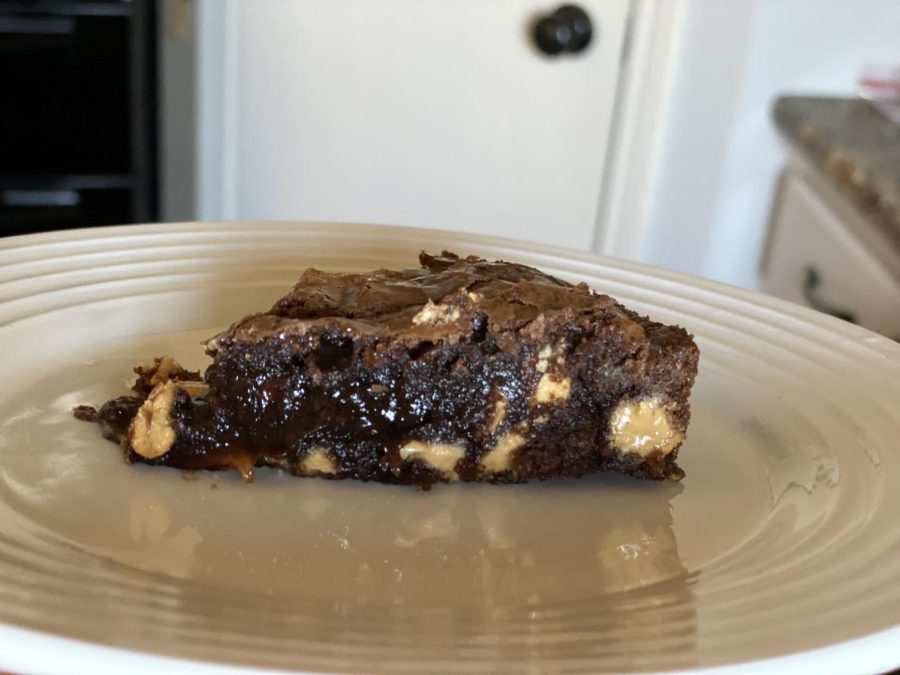 Chewy milk chocolate brownie with a hint of peanut butter.