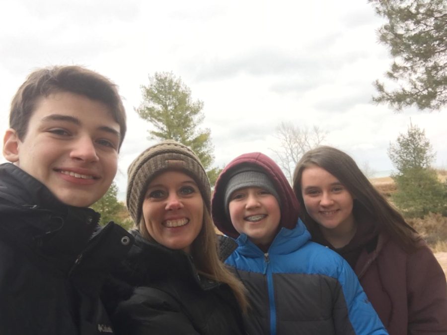 Greshowak family trip to Lake Michigan in 2018. L-R: benjamin, Jennifer, Lukas and Megan Greshowak. 