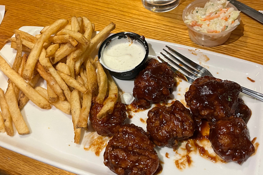 Applebees+has+some+tasty+options+for+you+if+youre+really+hungry.