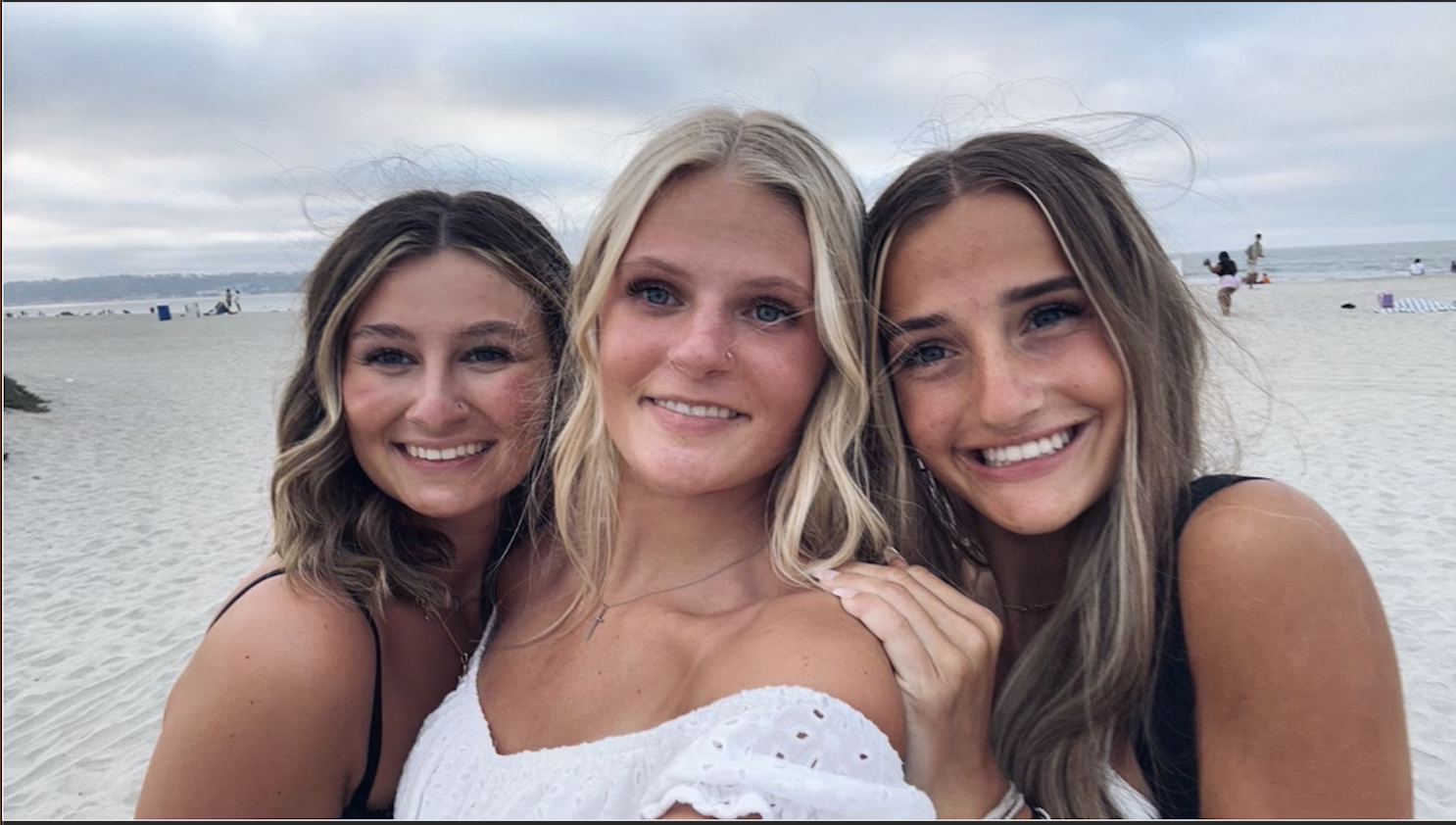 Maleah and some of her friends admire a beautiful sunset on the beach. (Photo used with permission by Maleah Forberg)