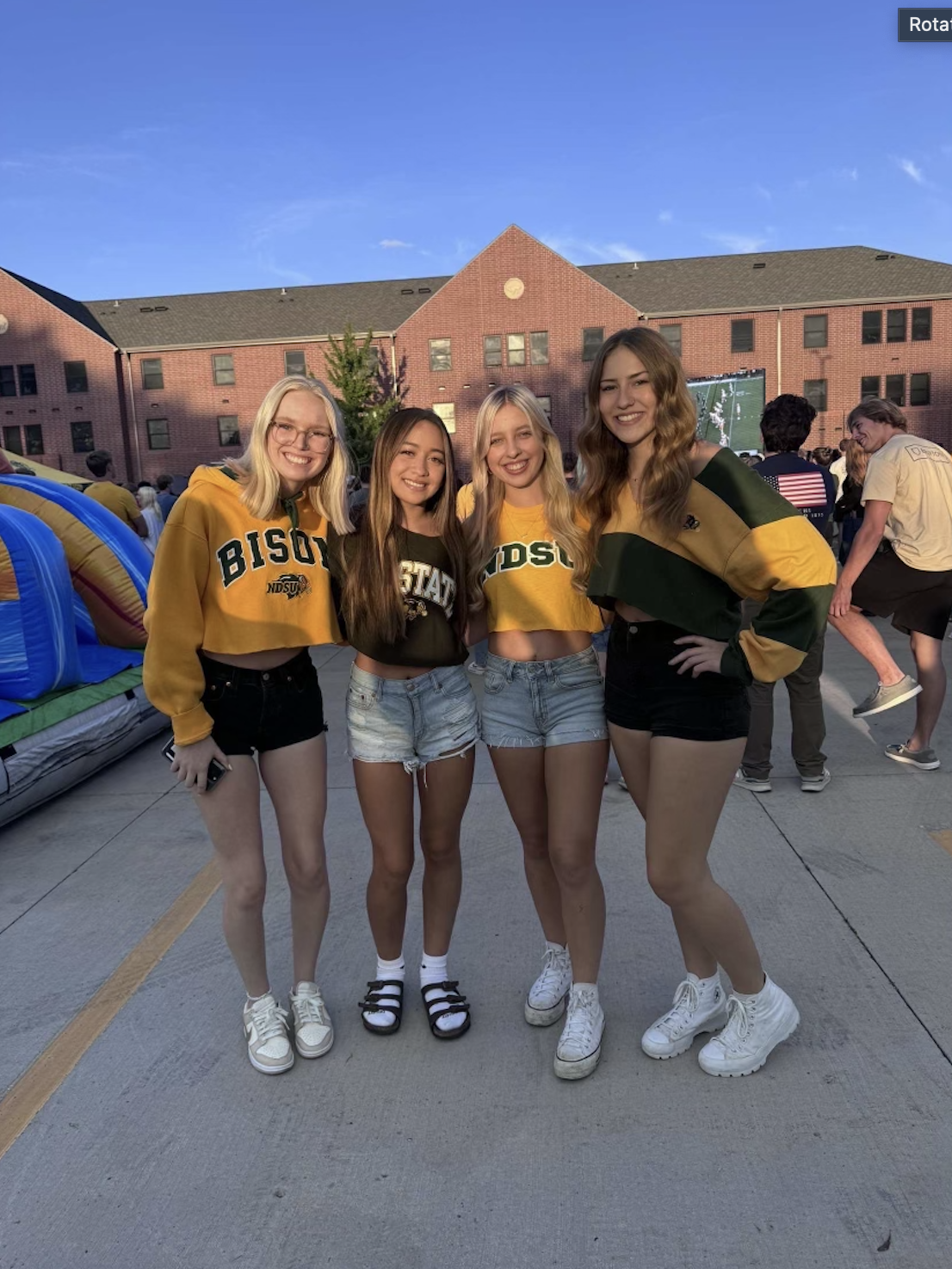 Tori, her roommate, and suite mates at welcome week at NDSU. (Photo used with permission by Tori Herold)