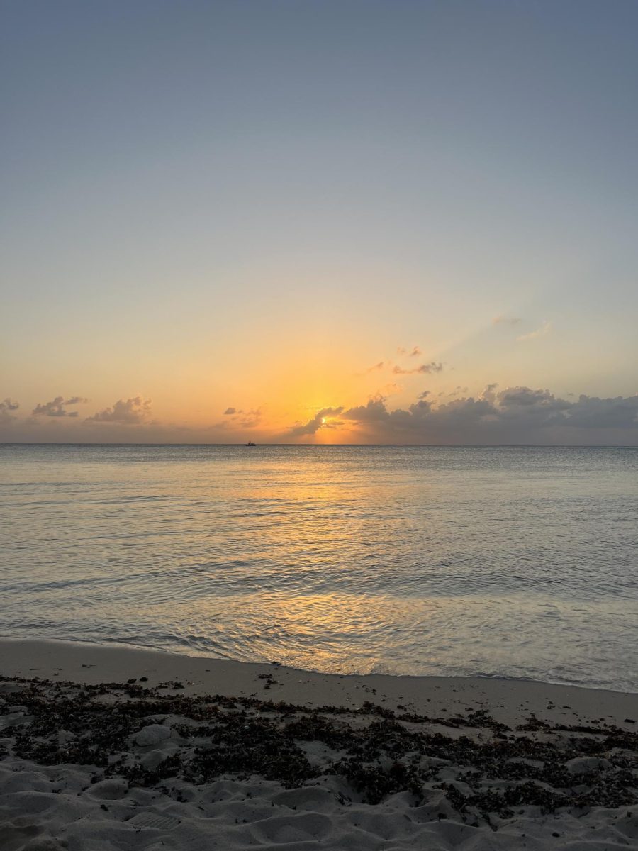 Sunsets as it is are beautiful but adding an ocean in front of it makes it even better.